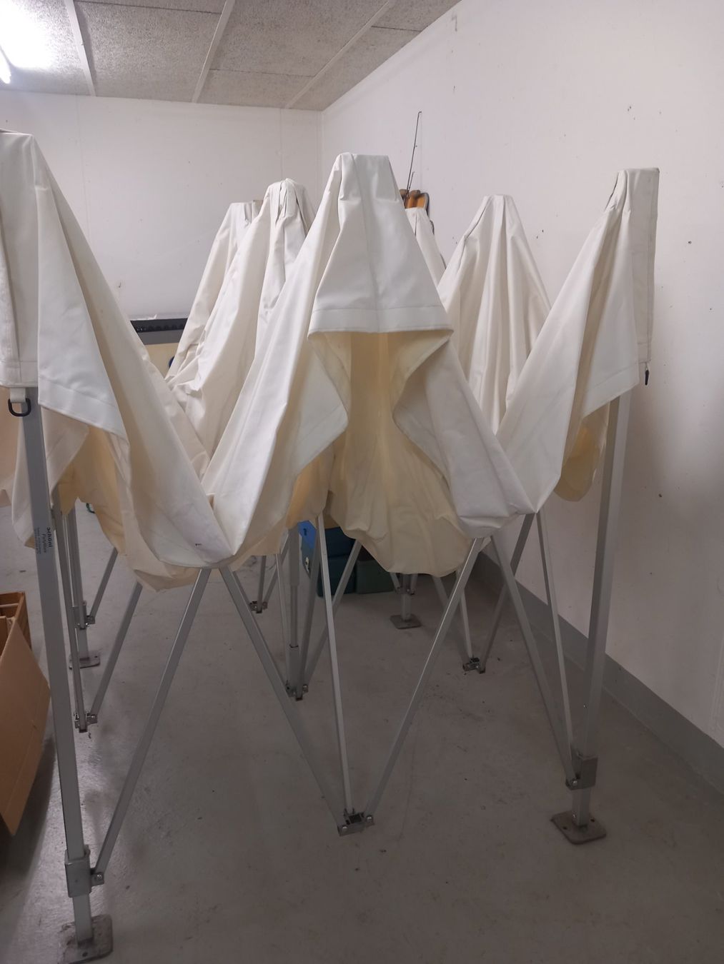 Tentes & Pavillons: Zelt – D'occasion à Oberrieden par Puccini6