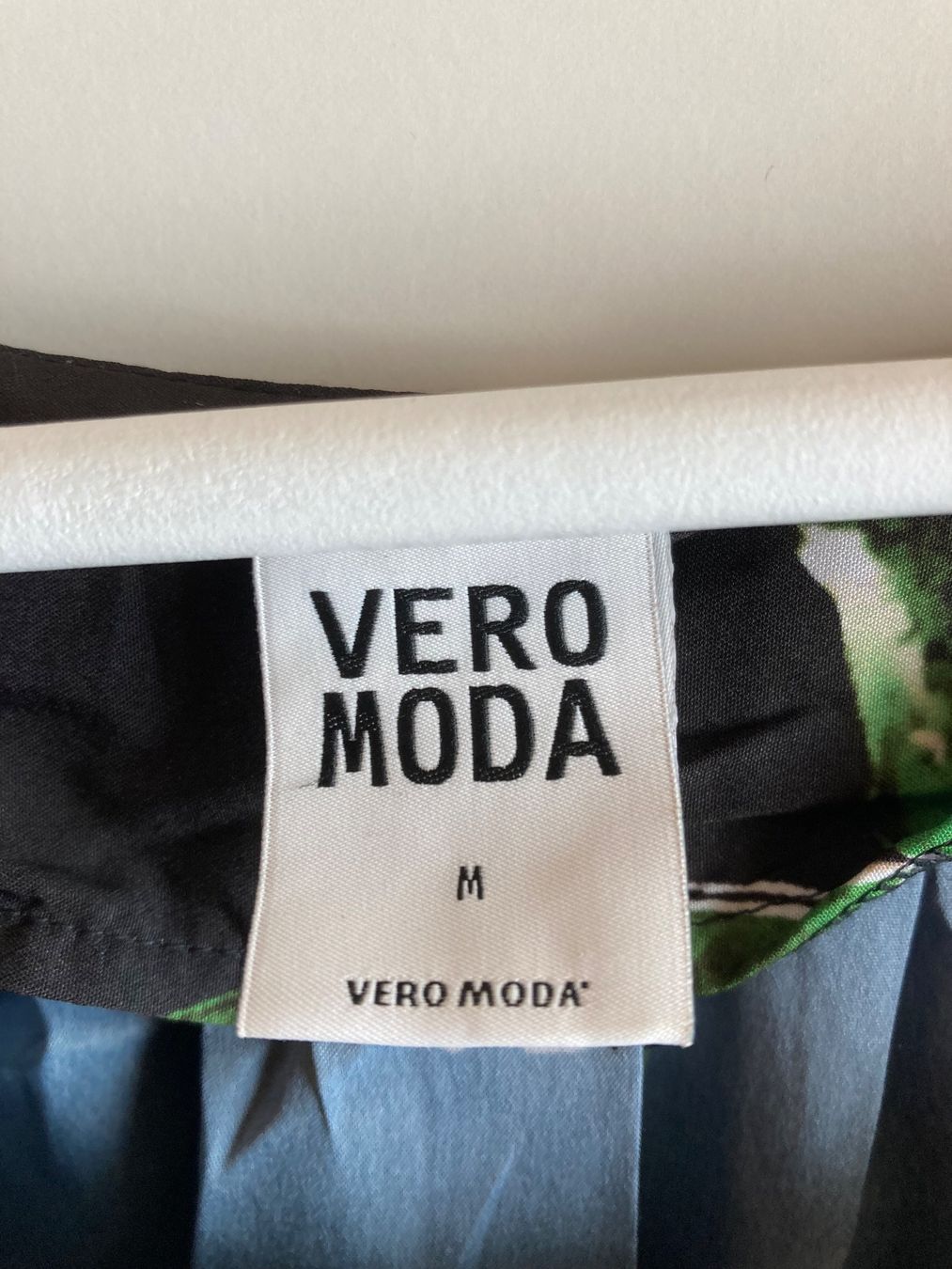 Lots de vêtements: SS-Oberteile (M-L) – D'occasion à Soglio par 111Luna111 6