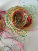  Perlenband rundes Bastelband leuchtende Farben buntgemischt