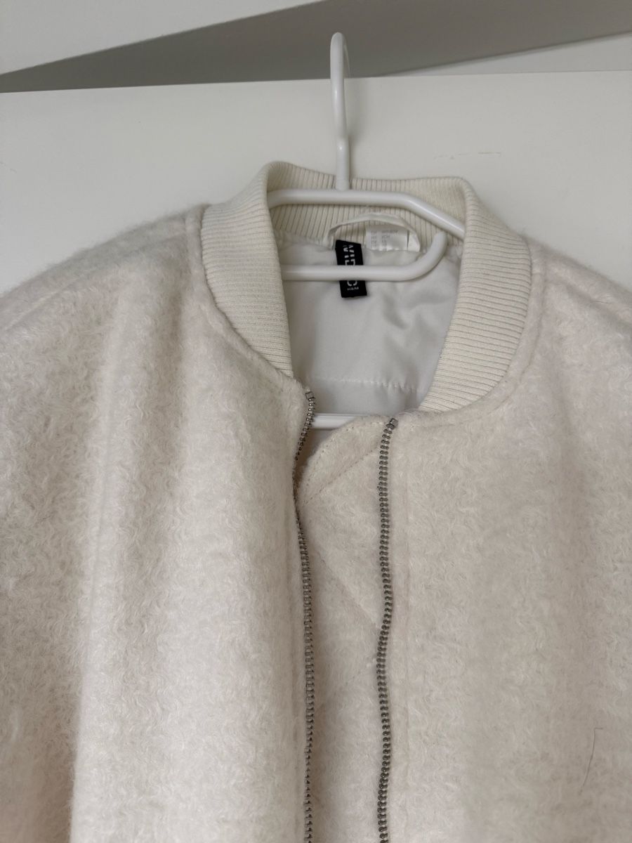 H&M Vestes: Bomber épais moumoute – D'occasion à Monthey par sen_6ckr 3