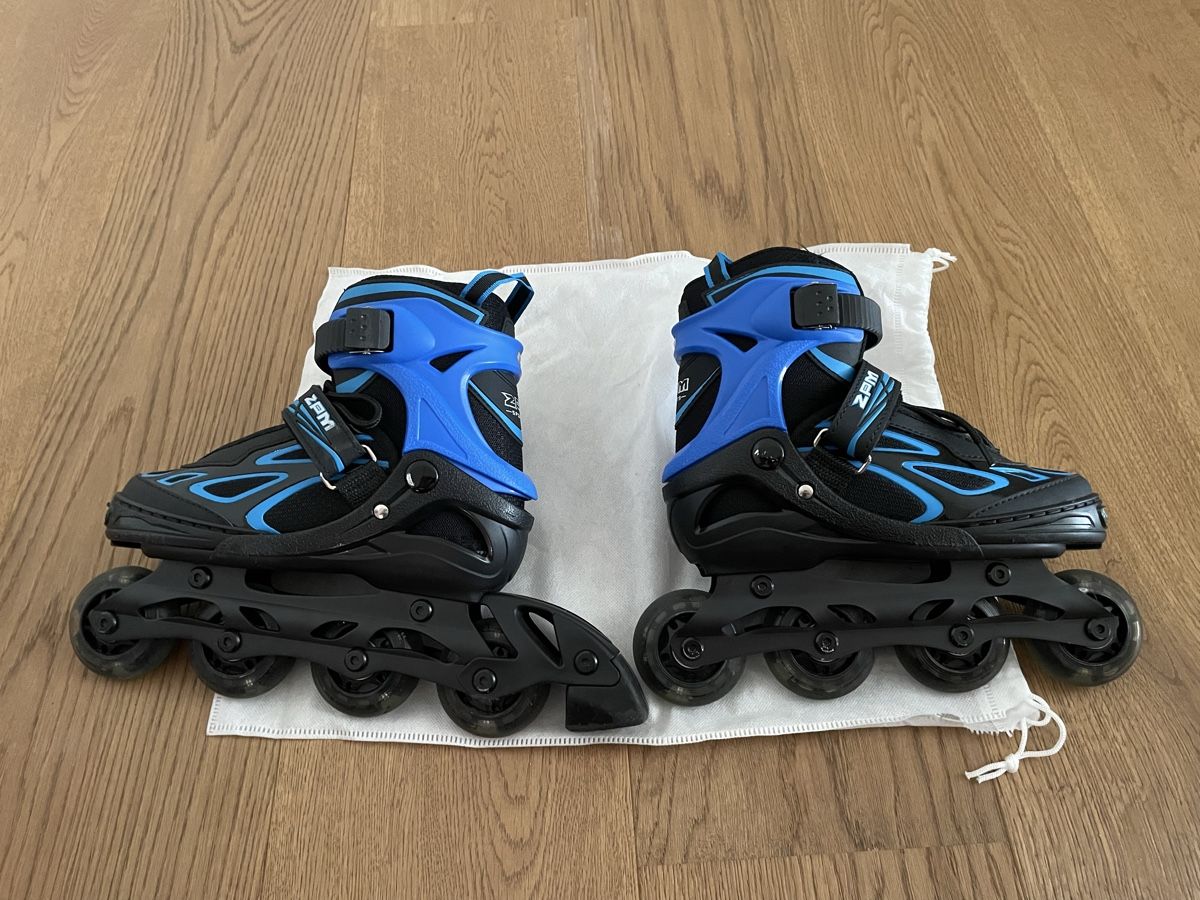 Pattini in linea & Pattini a rotelle: Inline Skates Blue Black Size Adjustable 29-32 – Usato da Basel venduto da gronzoni