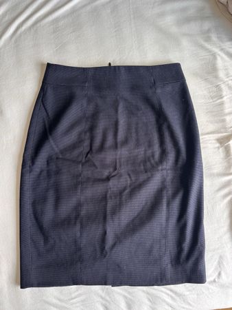 Blauer Bleistiftrock 