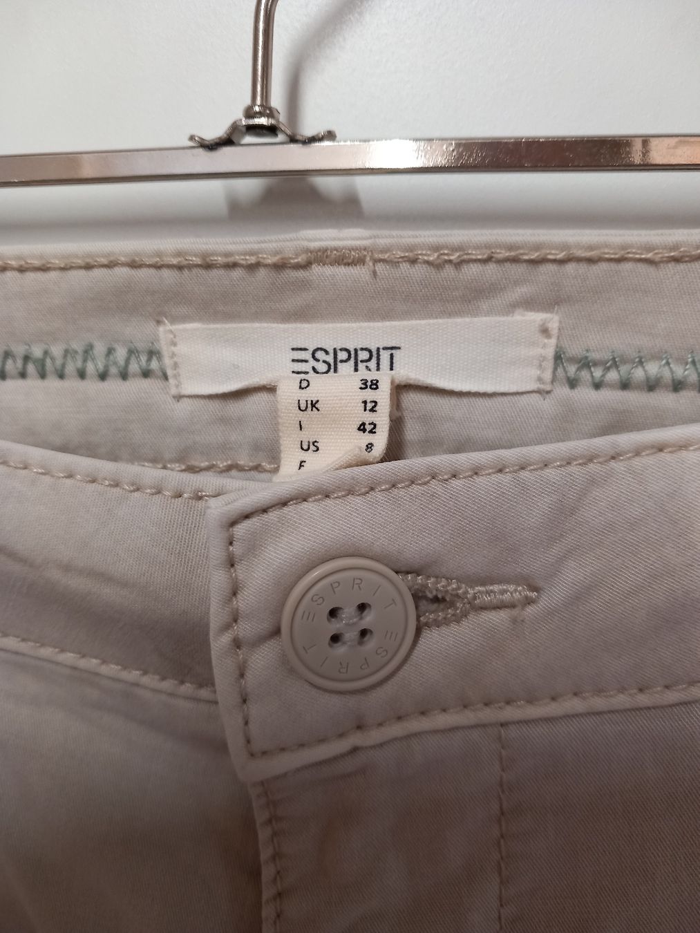 Esprit Pantaloni: Chino Hose von Esprit Gr.38 beige – Usato da Gwatt (Thun) venduto da umwelt-brocki 4