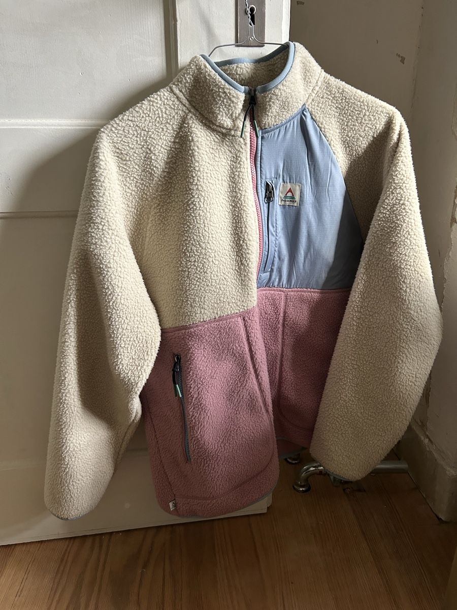 Passenger Vestes: Fleece Pullover / Jacke Passenger – D'occasion à Winterthur par Winterthur_222 2