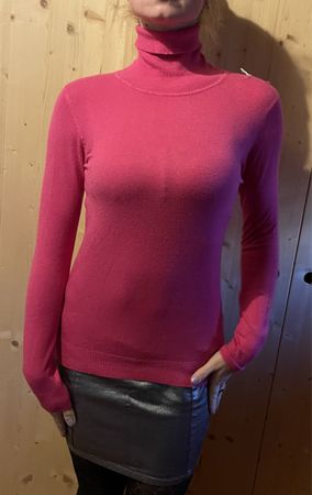 Dolcevita a maglia di viscosa- colore fucsia-nuovo-S/L