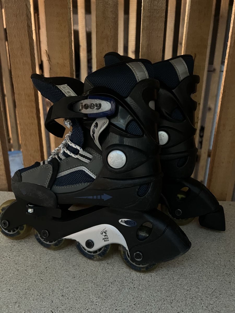 Patins à roul. & inline: Kinderrollschuhe – D'occasion à Grenchen par nic_87y9