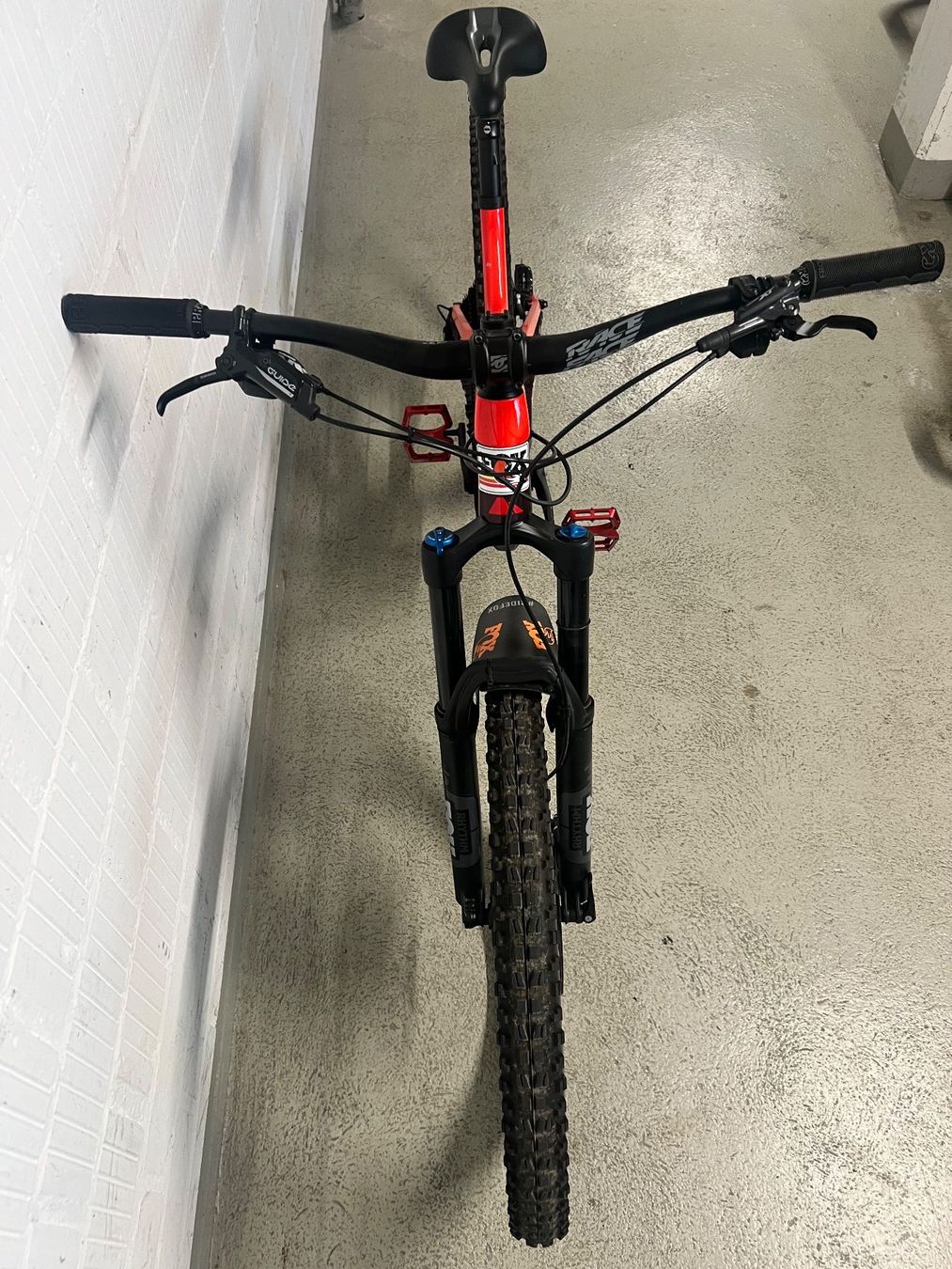 Canyon Biciclette: Mountainbike Canyon Strive CF 5.0 – Usato da Bern venduto da No1e 8