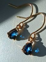 Ohrringe vergoldet mit blauen Zirkon