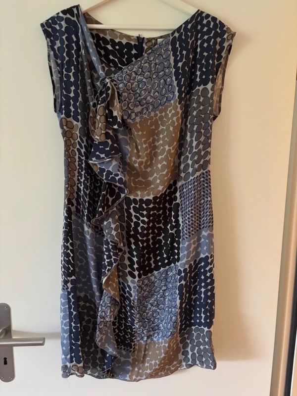 Kleider: Kleid Grösse M Seide multicolor – Neu (gemäss Beschreibung) aus Rafz von mar_j7dl