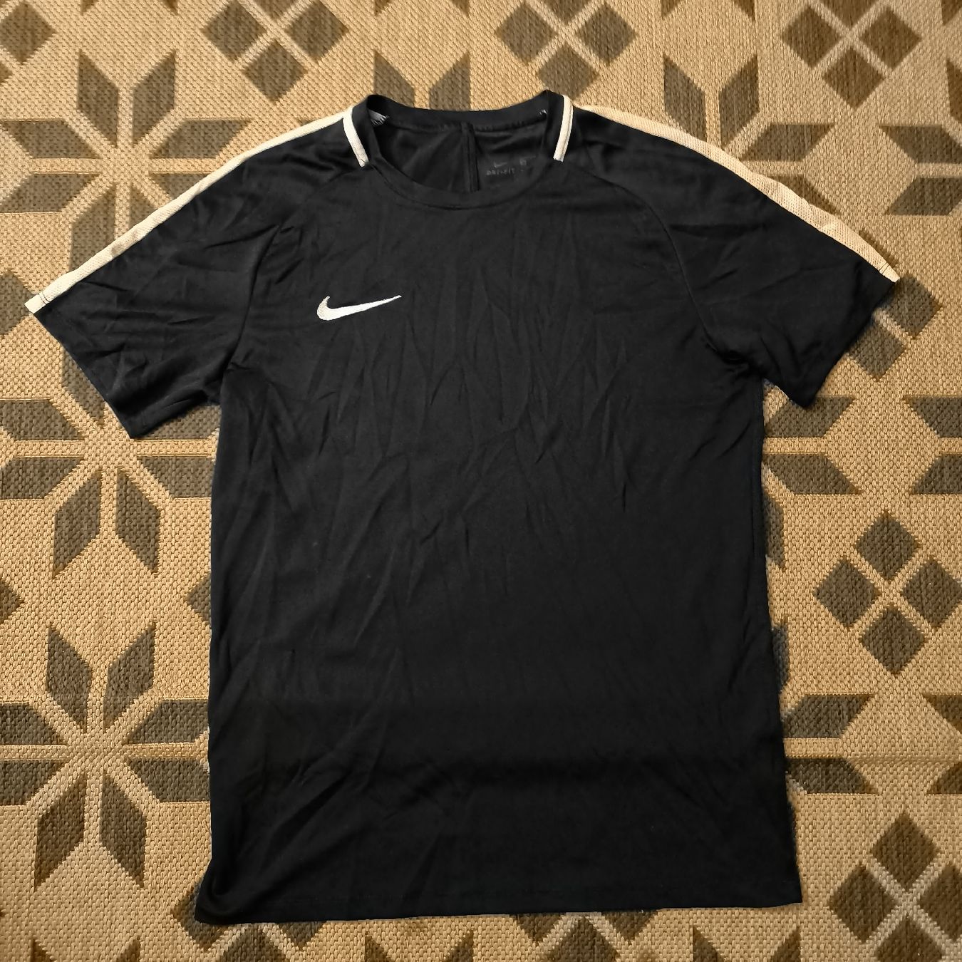 Nike T-Shirts: Nike Dri-FIT Dunkel Blau, Grösse M – Gebraucht aus Bern von fuh_y7ms