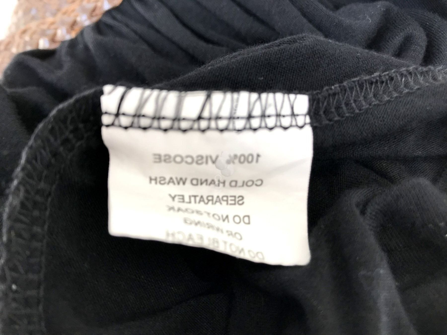 Vestiti: wunderschönes Kleid aus Viskose – Usato da Triesen venduto da stephanieschurti 4