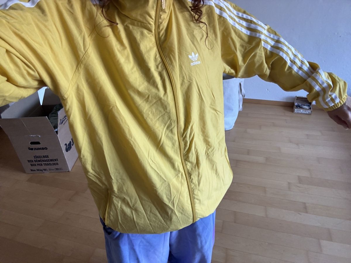 Adidas Giacche: Adidas Windbreaker Gelb – Usato da Zürich venduto da Malamiri 2