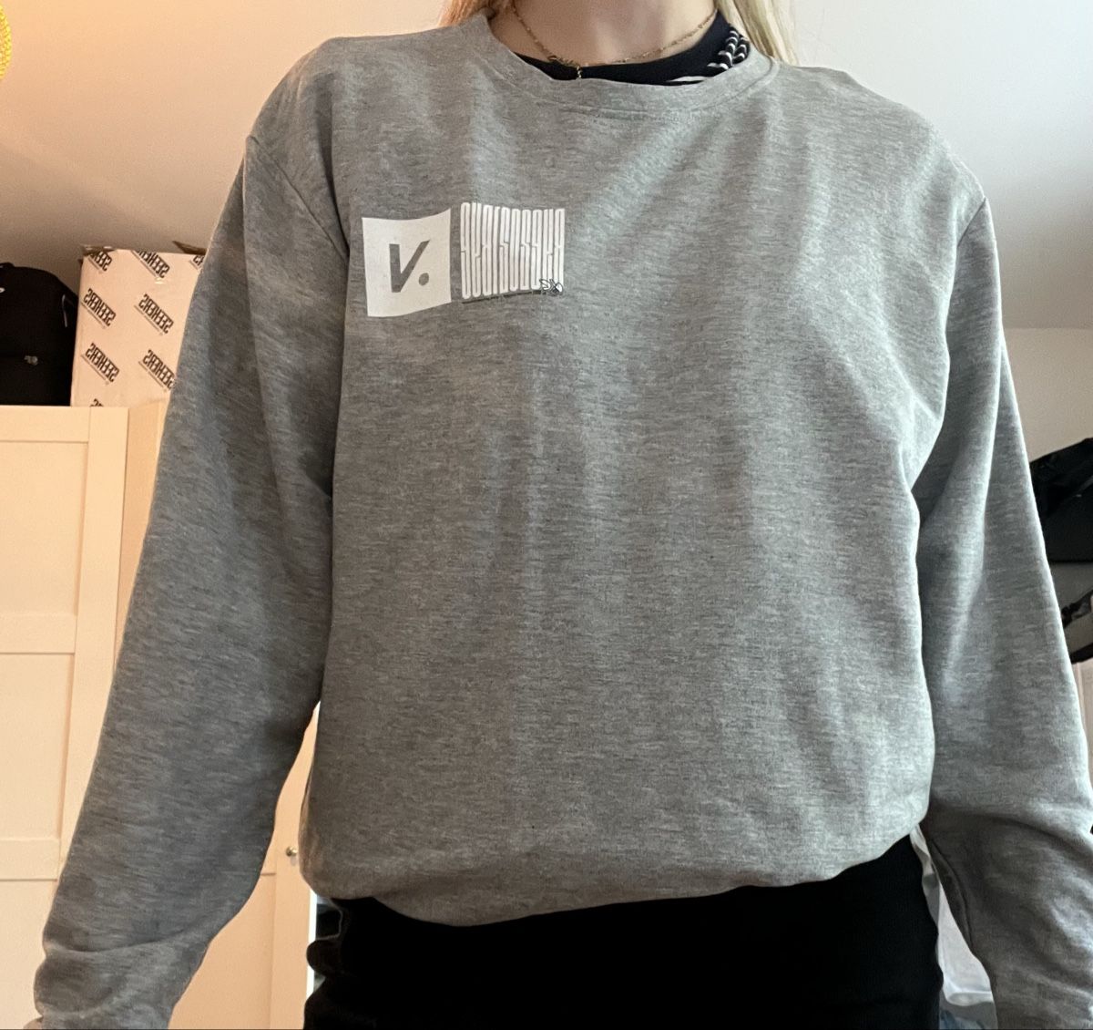 Maglioni & Felpe: Sweater aus Bar in ZH – Nuovo (secondo la descrizione) da Bern venduto da lea_wf9x
