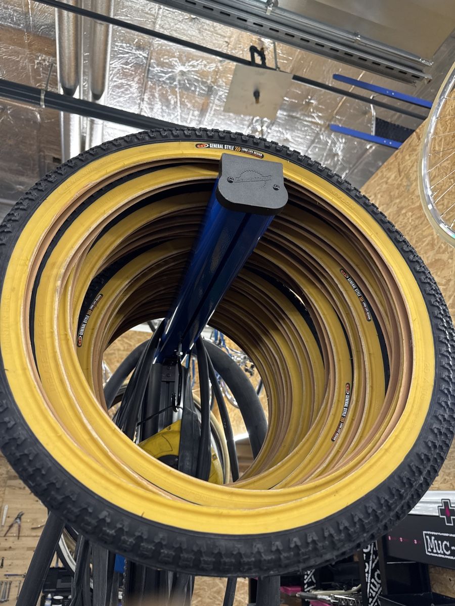 Pneumatici & Ruote complete: Velo Pneu CST 20 x 1.75, General Style - – Nuovo e nell'imballaggio originale da Zürich venduto da mah_zb5t