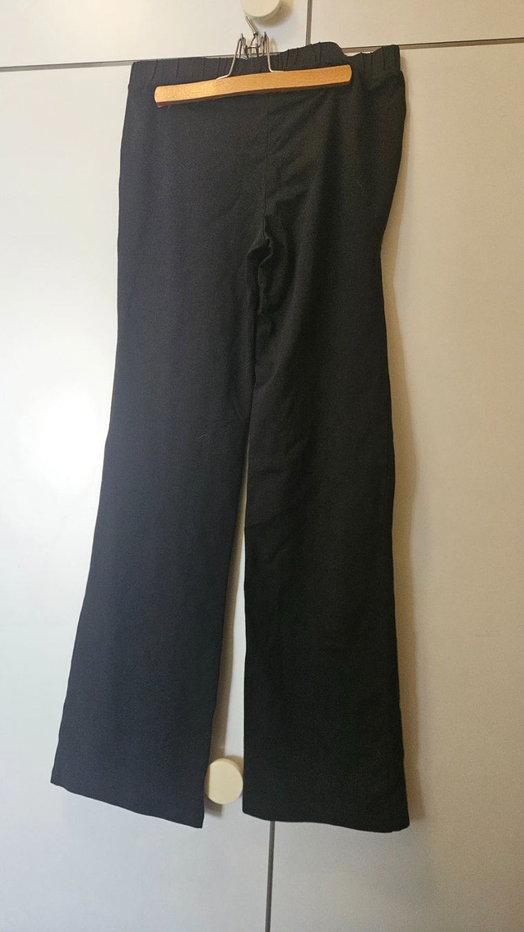 Puma Pantaloni: Pantaloni da ginnastica di cotone nero Puma tg. 164 – Usato da Melano venduto da H-Sara 1