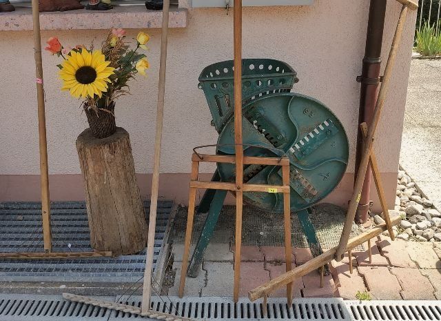 Alle Werkzeuge: Coupe-Racine vert ancien – Gebraucht aus Romont FR von mar.ja