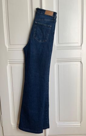 C&A Flared Jeans dunkelblau Gr 38/jean flare bleu foncé
