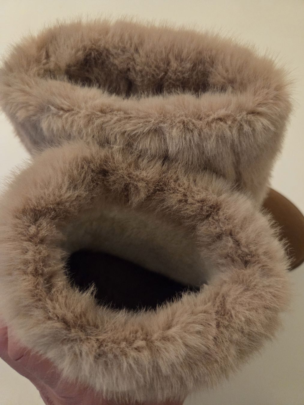 Schuhe für Mädchen: Kuschelige Boots – Neu (gemäss Beschreibung) aus Riehen von Bliss1978 1