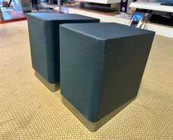 2 Regal-Boxen gross, Jamo S7-17 dunkel, Neuware aus Set.