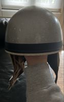 Alter Motorradhelm 