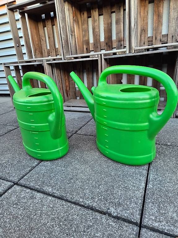 Humidifier & Arroser: 10 Liter Gießkanne.  – D'occasion à Allschwil par mat_c7wn