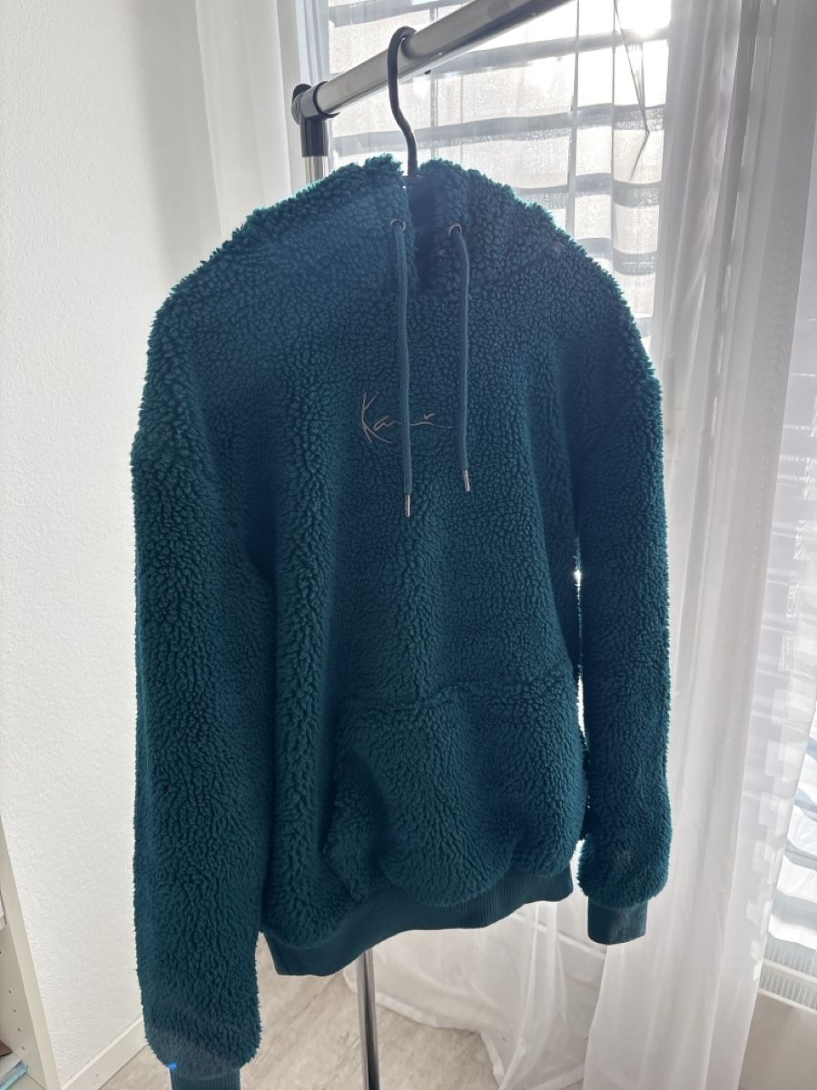 Karl Kani Pullover & Sweatshirts: Warmer karl kani Pullover – Gebraucht aus Spiez von ahu_66p7