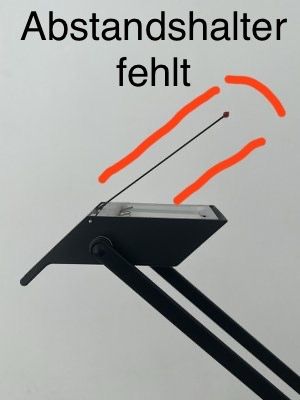 Artemide Lampen: Artemide Tizio 50, Design Büroleuchte – Gebraucht aus Bern von Flora.Sonea 7
