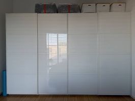 IKEA PAX Kleiderschrank (300 × 66 × 201 cm)