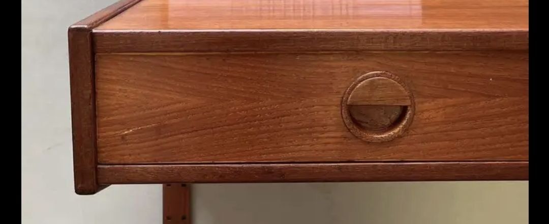 Scrivanie: Designer Desk – Usato da Dietikon venduto da TechWorld-80 5