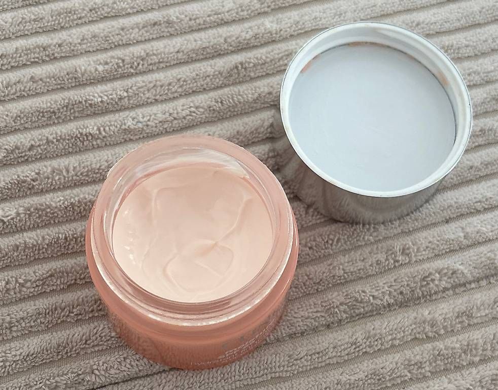 Gesichtspflege: Clinique Moisture Surge SPF 25 50ml – Gebraucht aus St. Gallen von mustang96 2