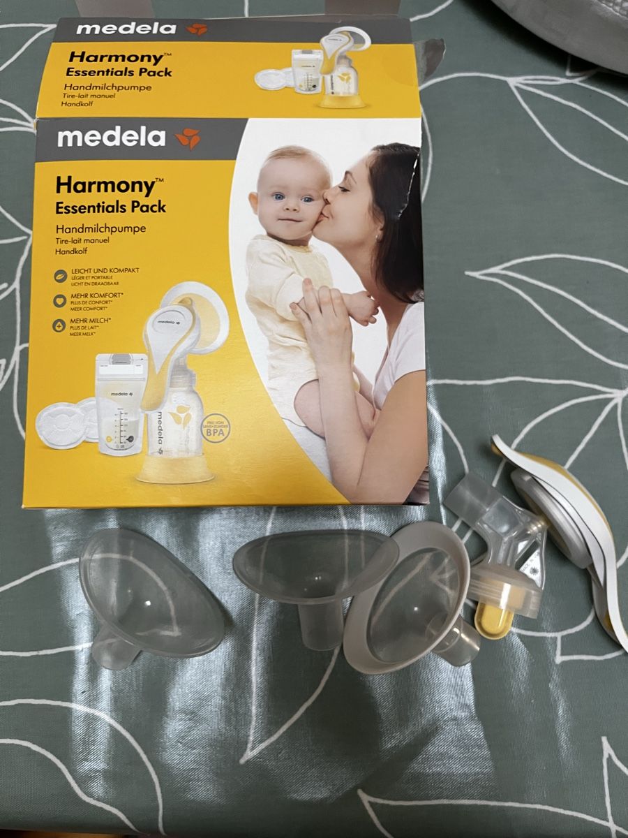 Medela Stillzubehör: Medela Harmony Essentials Pack Hand Breast Pump tire lait  – Gebraucht aus ATTALENS von HDT123 1