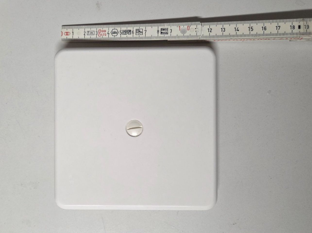 Stromzufuhr: Schraubdeckel Abdeckplatte Blinddeckel 125×125mm Abdeckung – Neu (gemäss Beschreibung) aus Zürich von eymen20