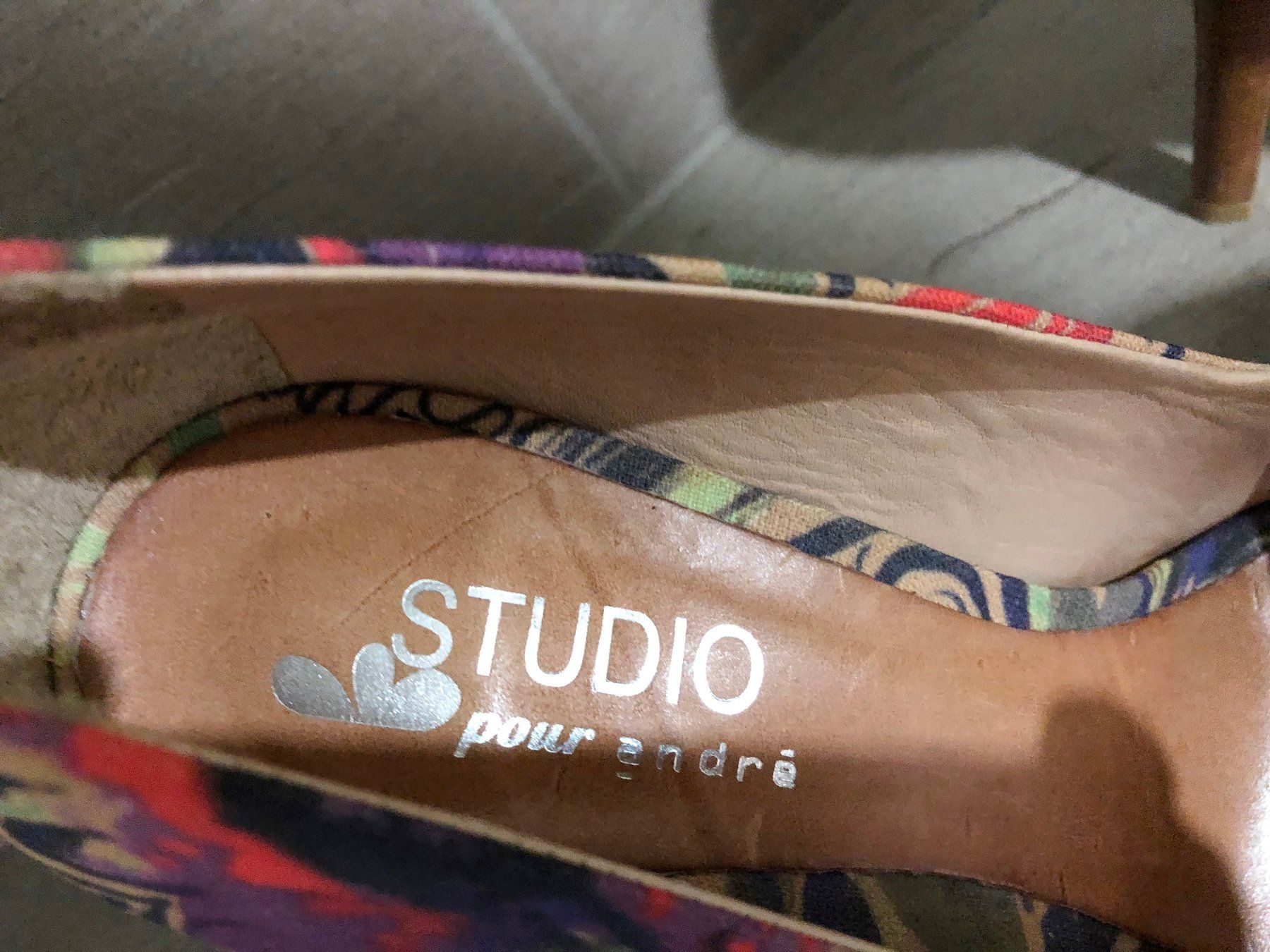 André Scarpe da donna: Damenstilettos Grösse 38 STUDIO pour André – Usato da Glattbrugg venduto da Ariel012 2