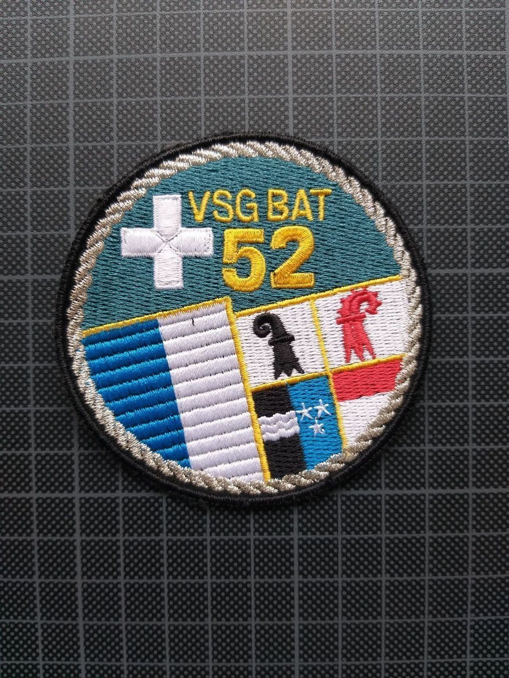 Plaketten & Abzeichen: Verbandsabzeichen VSG BAT 52 – Gebraucht aus Bauma von SwissMilitaria