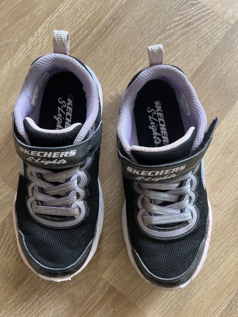 Schuhe für Mädchen: Schuh-Paket Mädchen, Gr. 33 – Gebraucht aus Zuchwil von Commander0 6