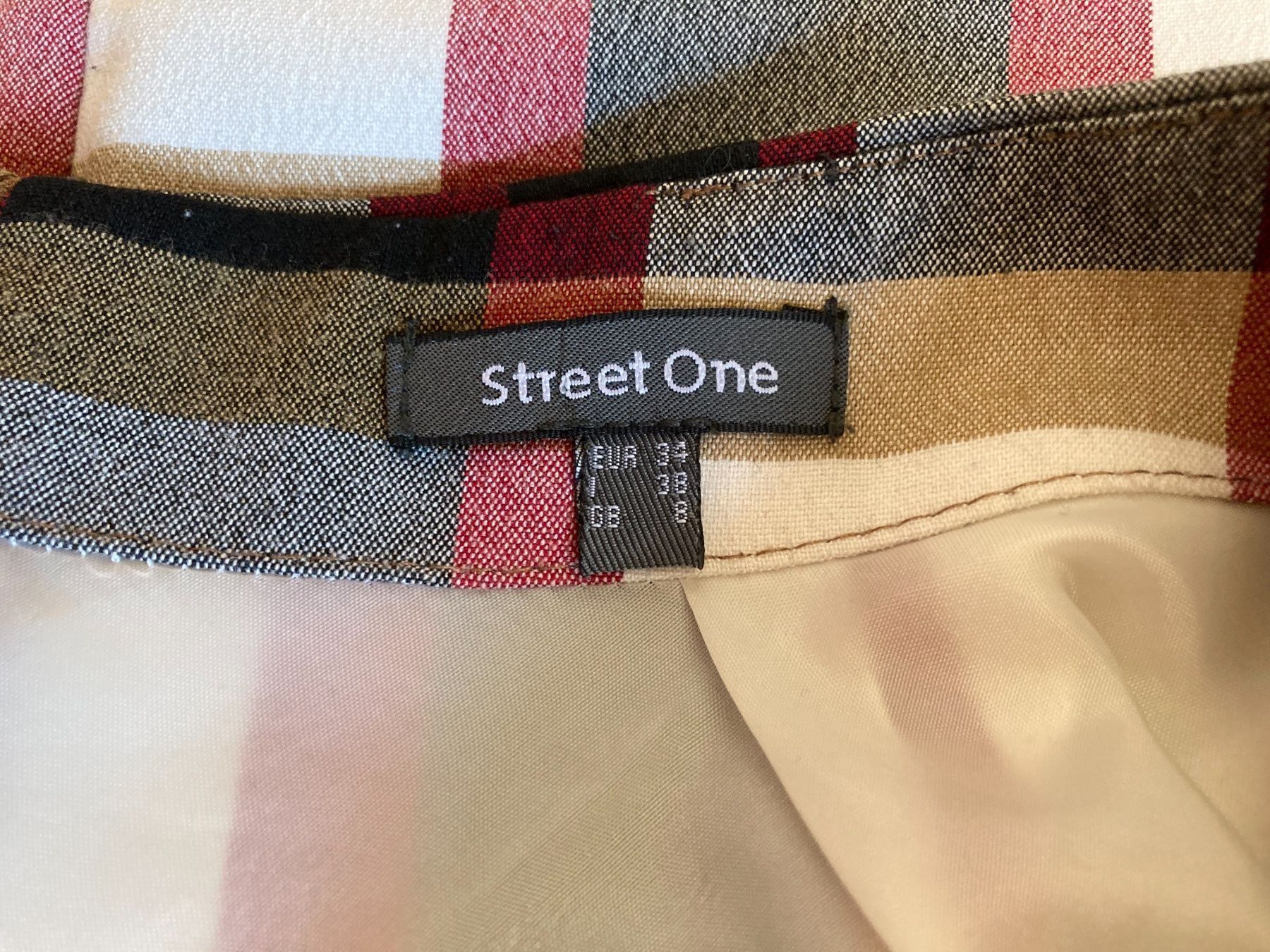 Gonne: STREET ONE Karorock Gr. 34 – Usato da Hämikon venduto da schneider.petra 1