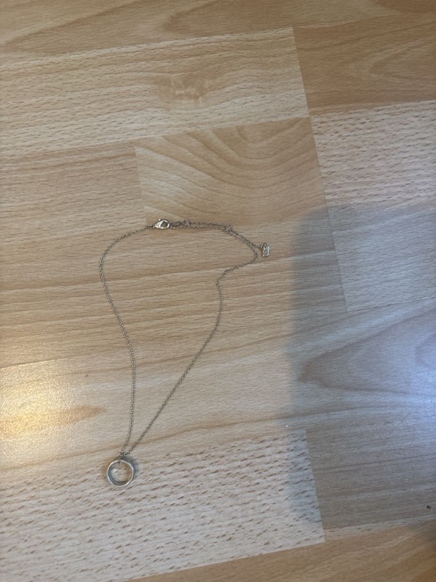 Ralph Lauren Catenine: Ralph Lauren Kette Gold – Nuovo (secondo la descrizione) da Winterthur venduto da Julia_gina