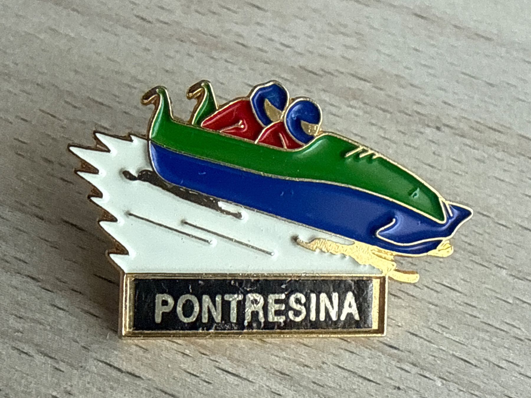 Placchette & Badge: Pinü Pontresina – Usato da Glattbrugg venduto da Schweigmatt