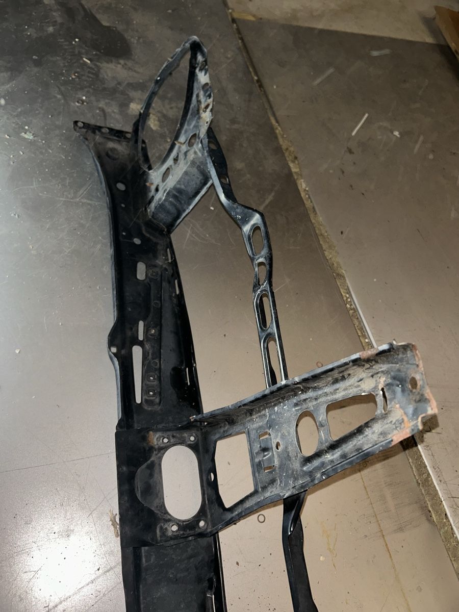 Volkswagen Alle Autoersatzteile: Golf2 G60 Frontmaske – Gebraucht aus Gampelen von ste_r6hj 4
