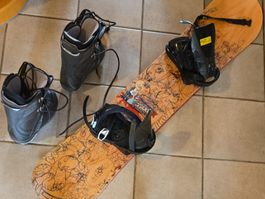 Snowboard Set mit Boots Gr. 37, Occasion