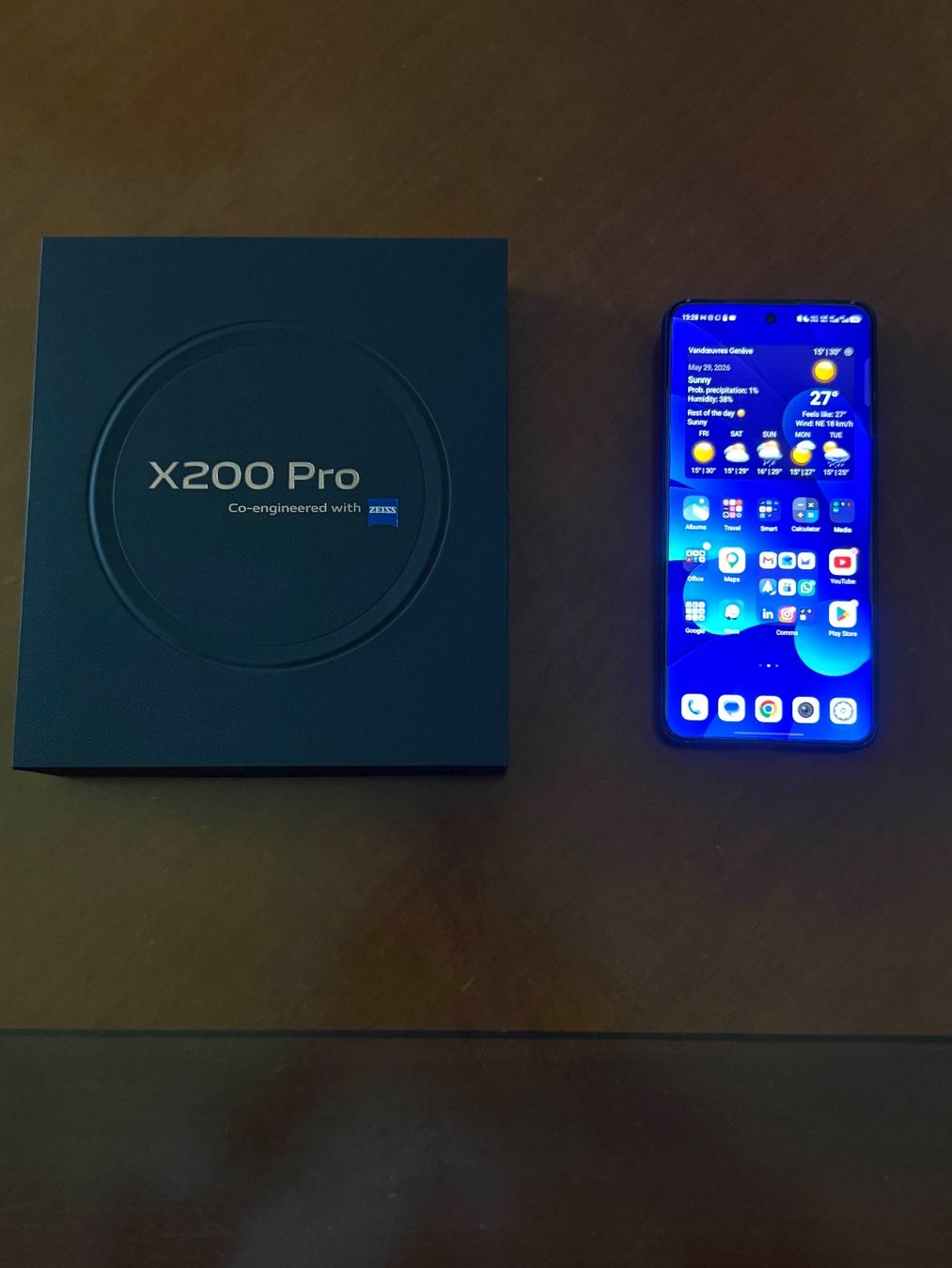 Vivo Telefoni cellulari / Smartphones: Vivo X200 Pro 16/512 GLOBAL – Usato da Vandoeuvres venduto da phil55net