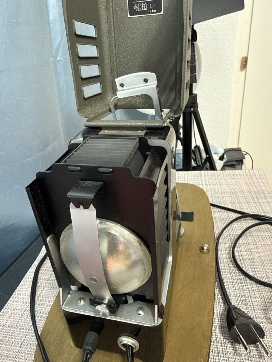 Leitz Fotocamera: Leitz Wetzlar Deutschland – Usato da Grenchen venduto da swiss.antiques 8