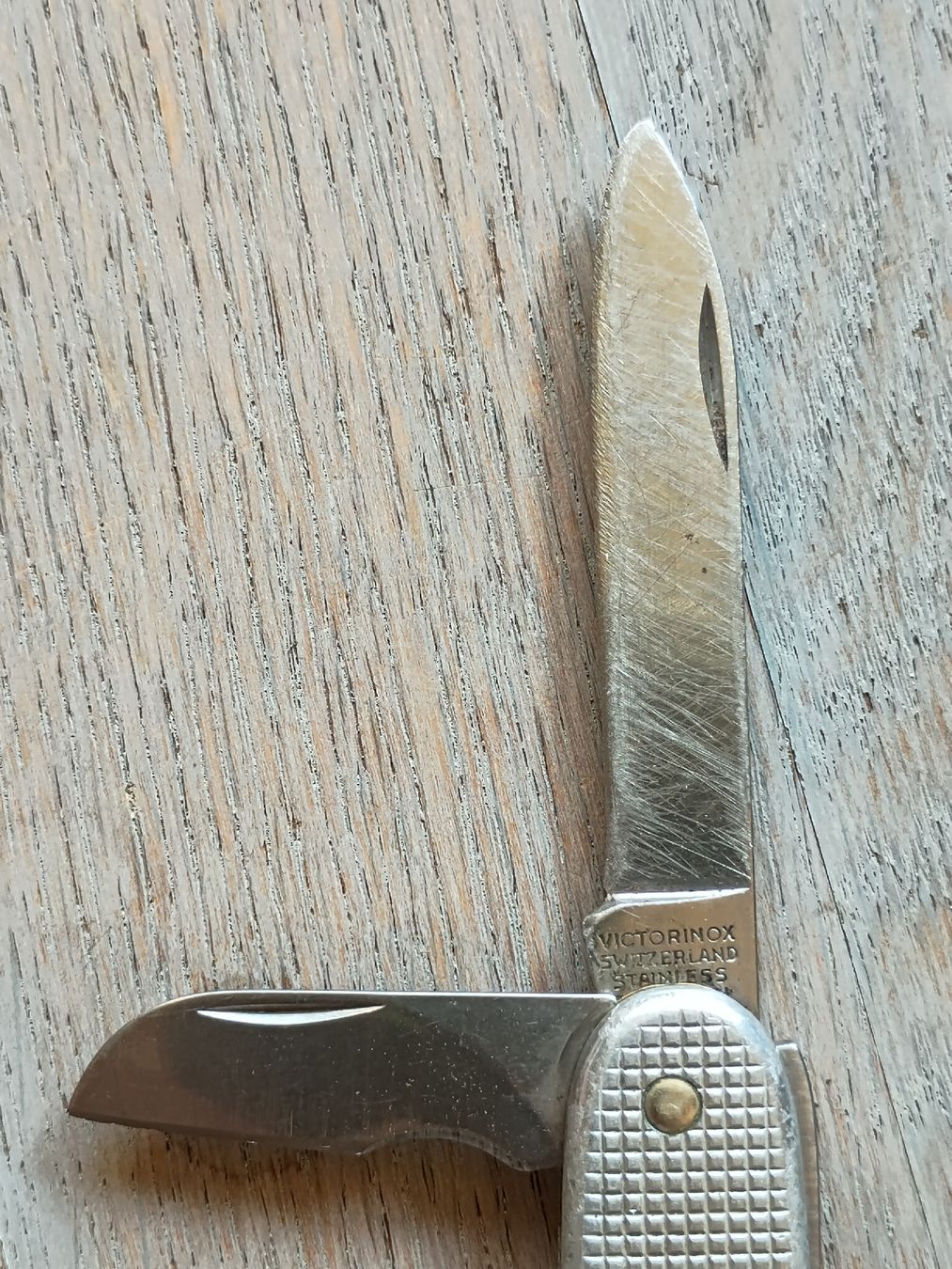 Victorinox Couteaux de poche: Sackmesser Victorinox  – D'occasion à Kirchlindach par Chantalone 4