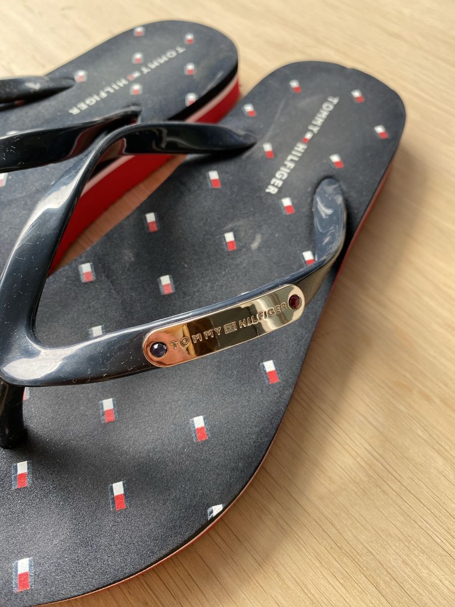 Tommy Hilfiger Damenschuhe: Tommy Hilfiger Flip Flops, Grösse 38 – Gebraucht aus Winterthur von marisole4 2