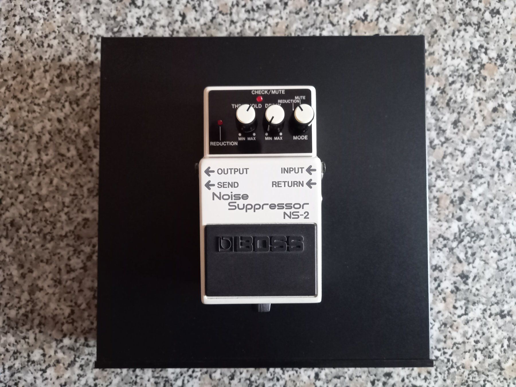 Boss Strumenti musicali: Boss TU-50 und NS-2 – Usato da Reinach AG venduto da cosmiceddie 2