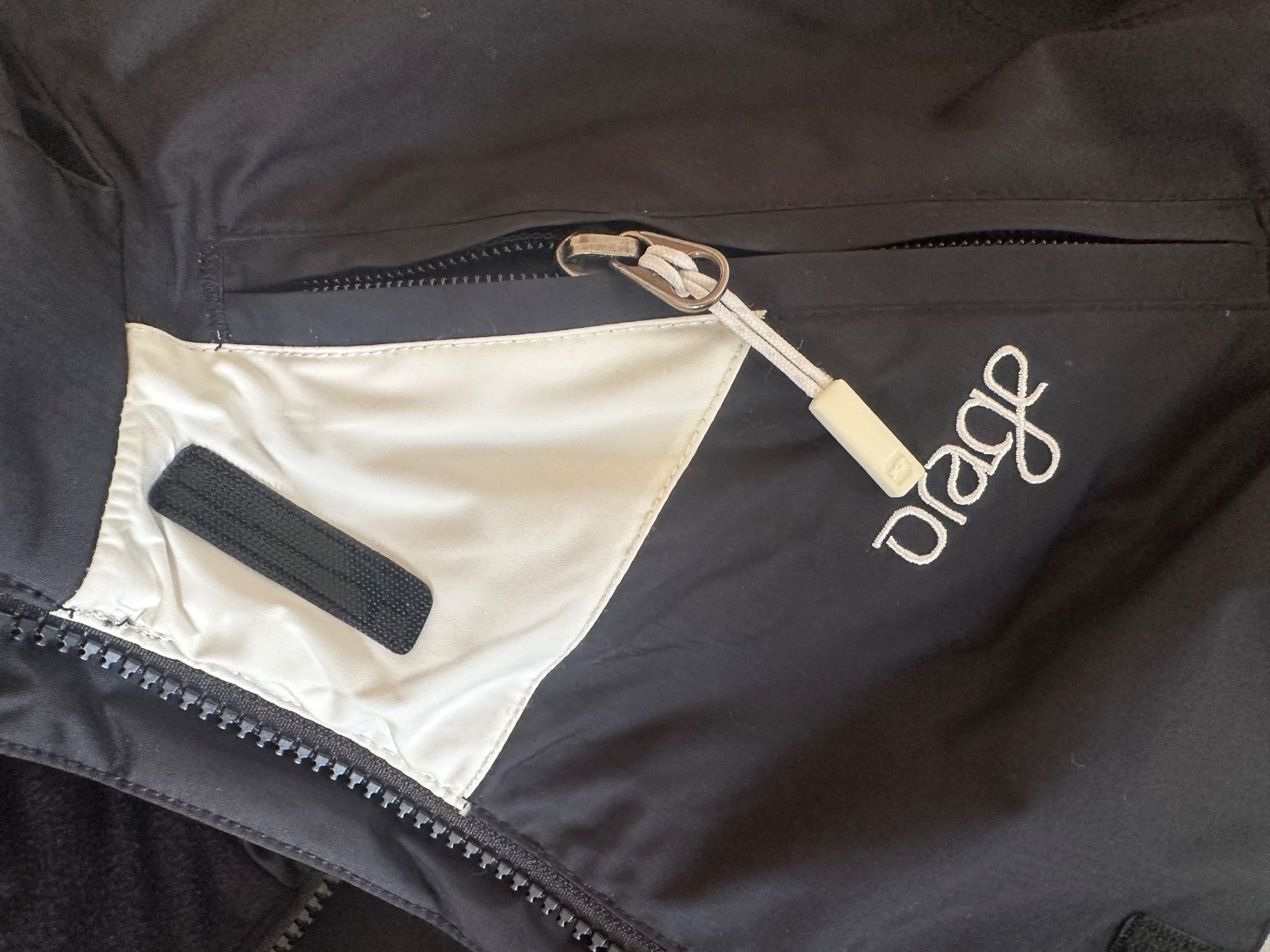 Skis: Ski Jacke – D'occasion à Kriens par cha_5yhb 3