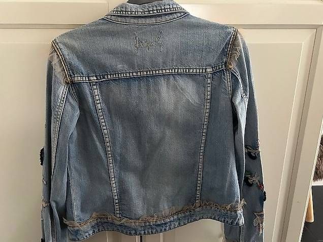 Desigual Giacche: Desigual Jeansjacke Grösse 36 – Nuovo (secondo la descrizione) da Marbach SG venduto da Sonni81 1