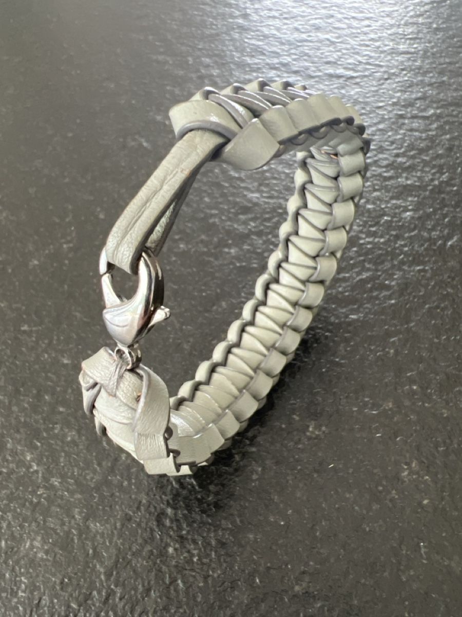 Bracciali & Braccialetti: Echt Leder Armband (Hellgrau) – Nuovo (secondo la descrizione) da HORGEN venduto da vladibarca10 1