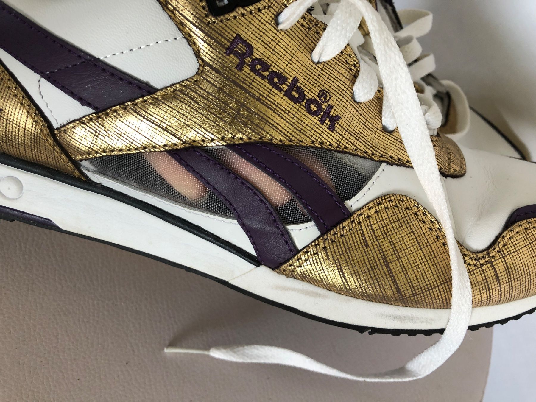Reebok Scarpe da donna: Baskets blanches et dorées Reebok ERS Racers 40 – Nuovo (secondo la descrizione) da Coppet venduto da Vanessamode 8
