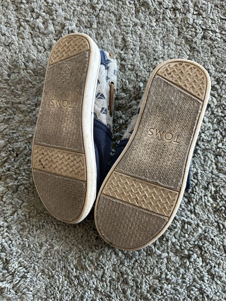 Toms Scarpe per ragazzi: Toms espadrilles gr.28.5 – Usato da Biel/Bienne venduto da Laurencemathys 1